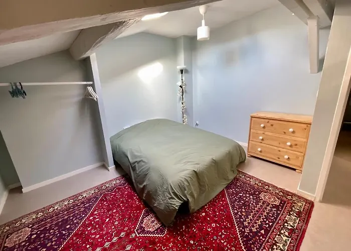 Appt Xviii Centre Historique Rue Du Cloitre