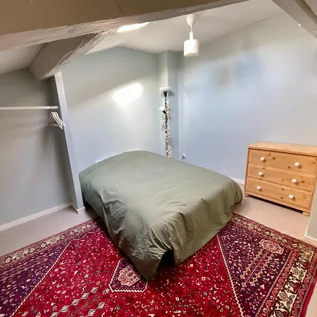 Appt Xviii Centre Historique Rue Du Cloitre